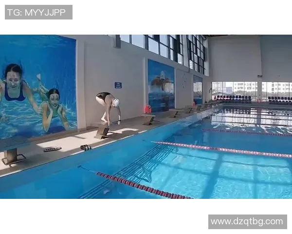 激烈对决：精彩游泳比赛瞬间回顾与技术解析