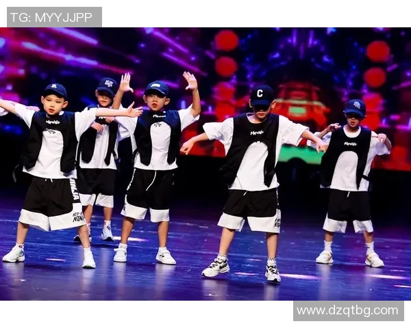 杭州街舞队技术水平引发热议争论背后的舞蹈文化与发展方向 杭州街舞队技术水平引发热议争论背后的舞蹈文化与发展方向